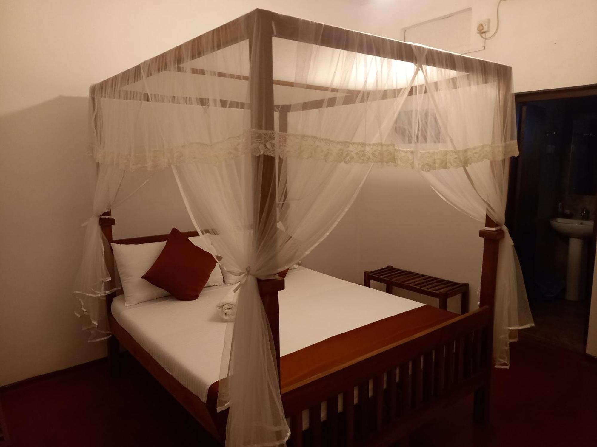 Mahaweli Shades Hotel Kandy Ngoại thất bức ảnh