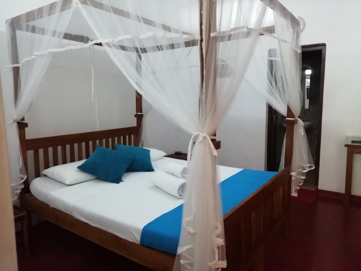 Mahaweli Shades Hotel Kandy Ngoại thất bức ảnh
