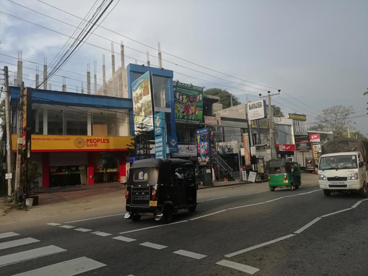 Mahaweli Shades Hotel Kandy Ngoại thất bức ảnh