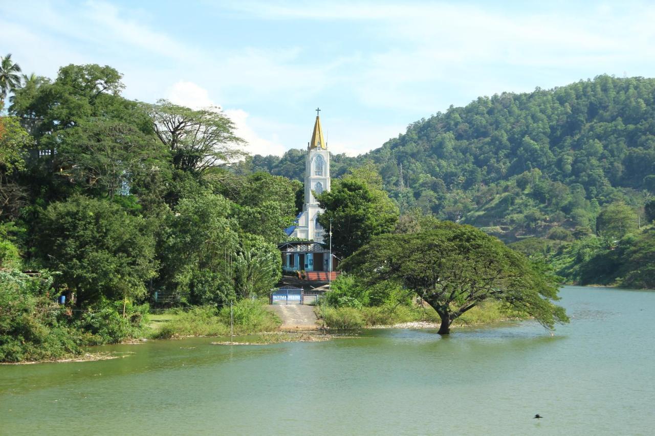 Mahaweli Shades Hotel Kandy Ngoại thất bức ảnh